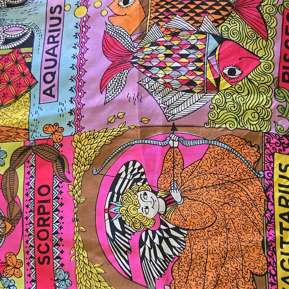 RARE VINTAGE 60s Mod Zodiac Sign Astrology Silk Scarf - Picture 8 of 8